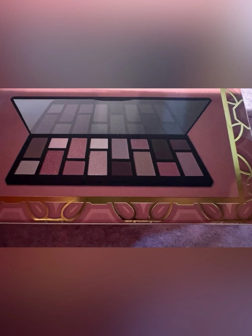 Laura Geller In Full Bloom Eyeshadow Palette (New sealed)